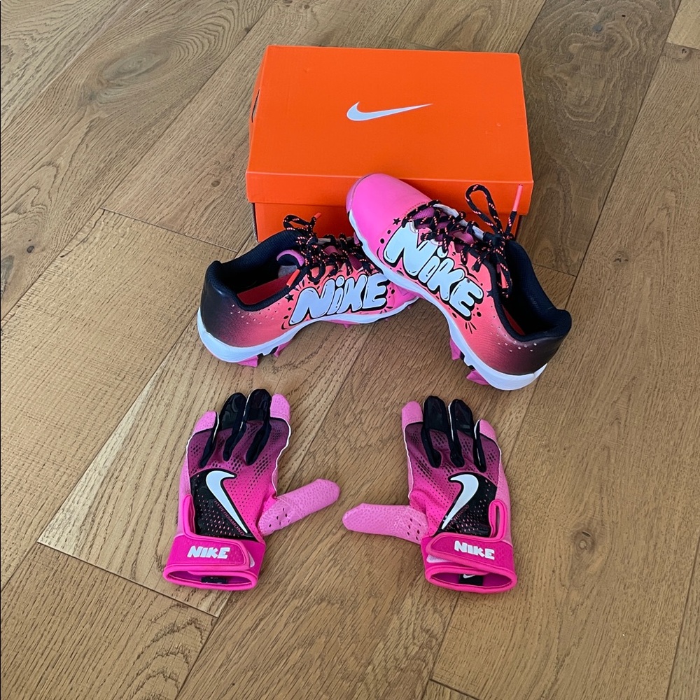 Girls Nike Hyperdiamond Softball Cleats